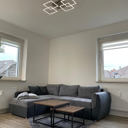 City Apartment Duisburg 1#Netflix &Wlan &Kingsize Bett &Kaffee Maschine & Central & 500M Innenhafen & 2 Min U Bahn Dış mekan fotoğraf