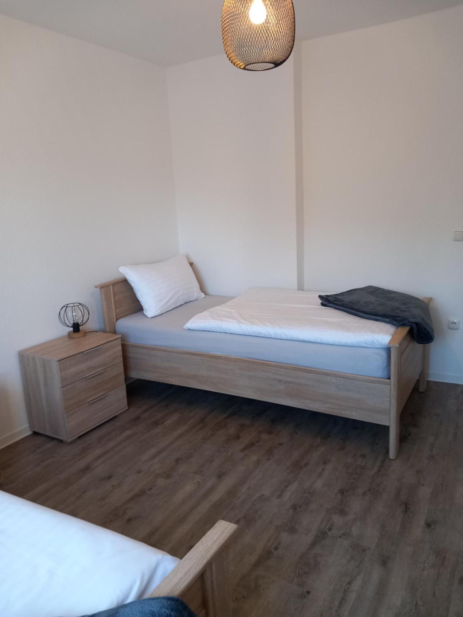 City Apartment Duisburg 1#Netflix &Wlan &Kingsize Bett &Kaffee Maschine & Central & 500M Innenhafen & 2 Min U Bahn Dış mekan fotoğraf