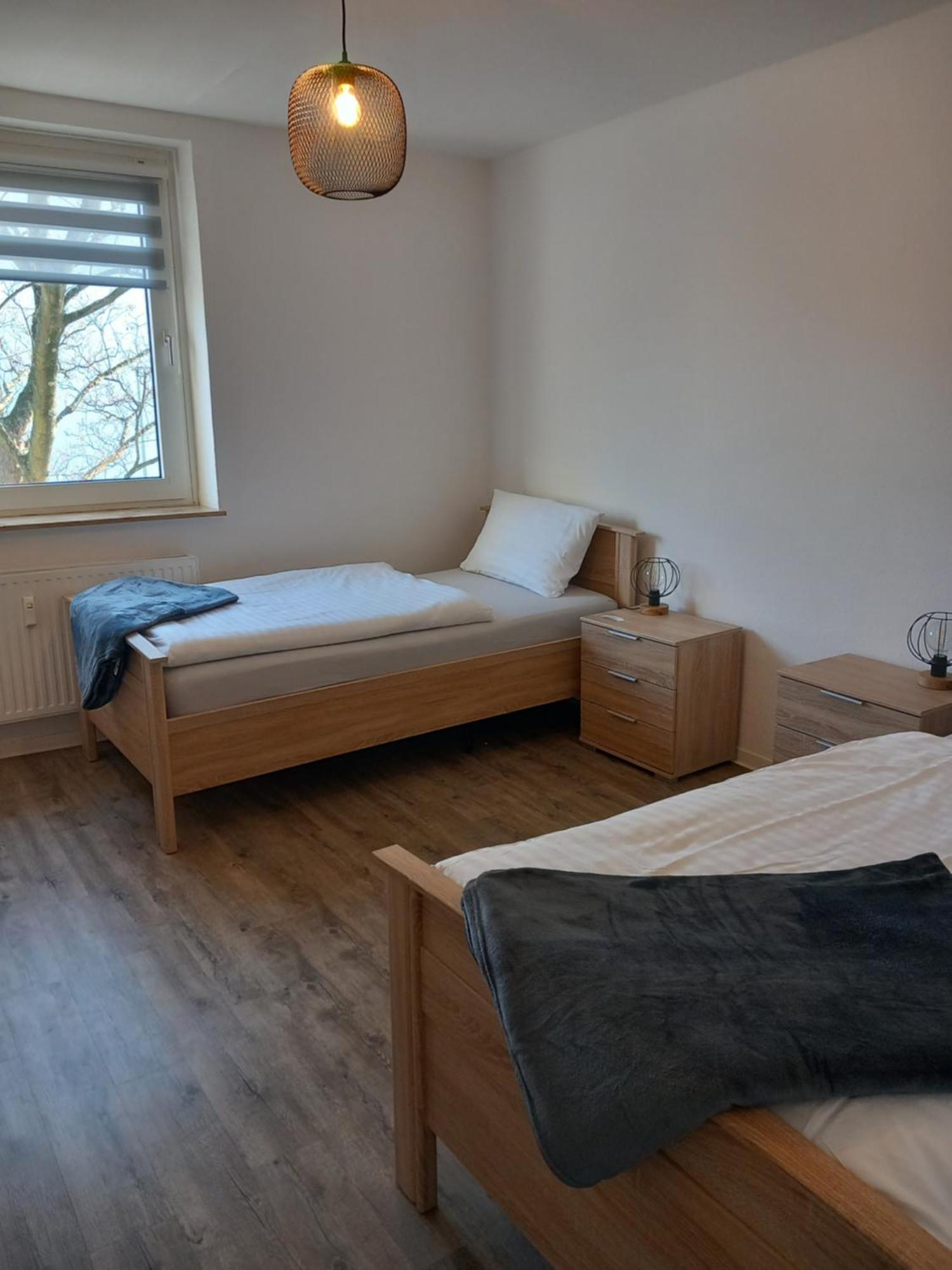 City Apartment Duisburg 1#Netflix &Wlan &Kingsize Bett &Kaffee Maschine & Central & 500M Innenhafen & 2 Min U Bahn Dış mekan fotoğraf