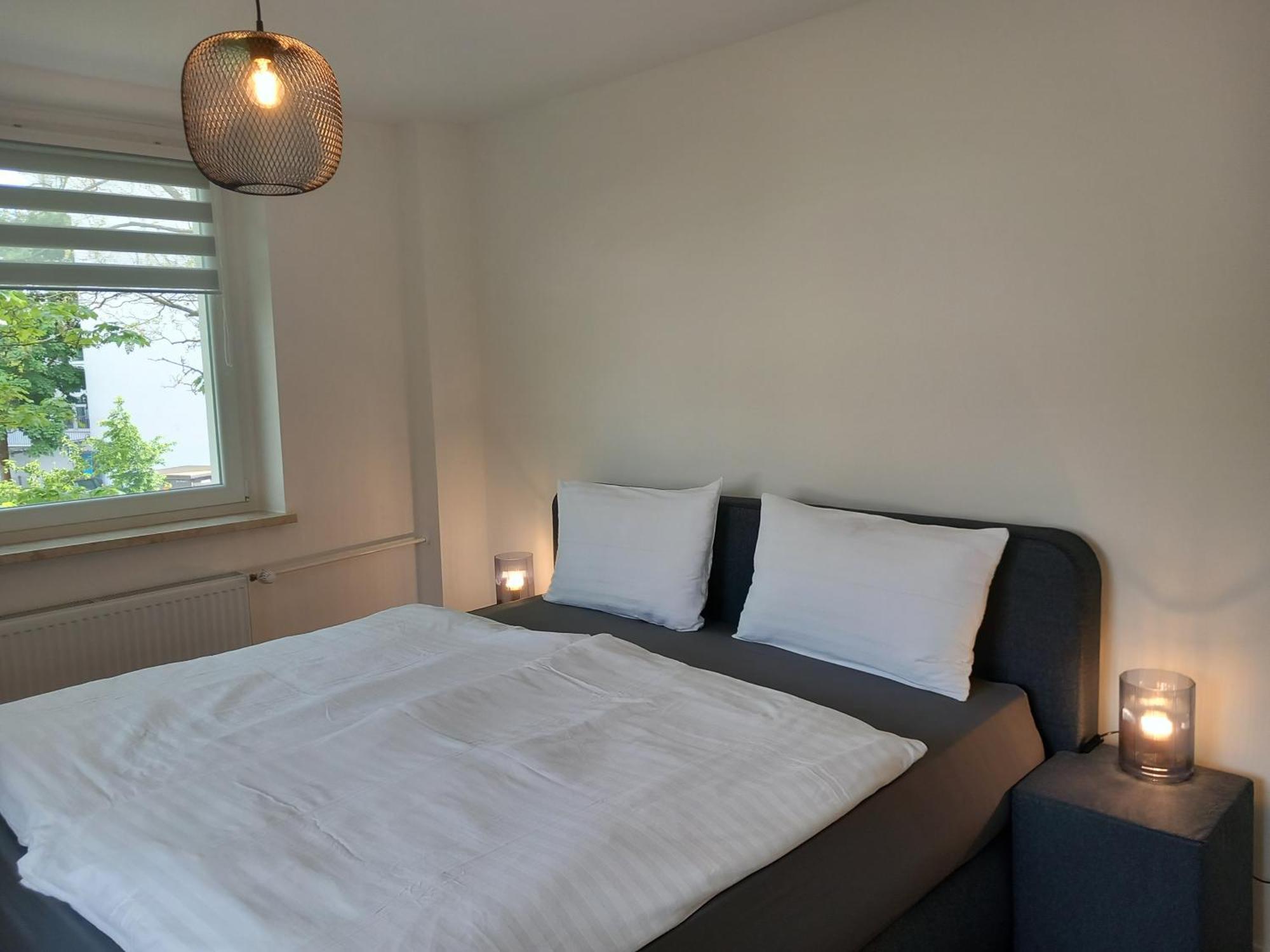 City Apartment Duisburg 1#Netflix &Wlan &Kingsize Bett &Kaffee Maschine & Central & 500M Innenhafen & 2 Min U Bahn Dış mekan fotoğraf